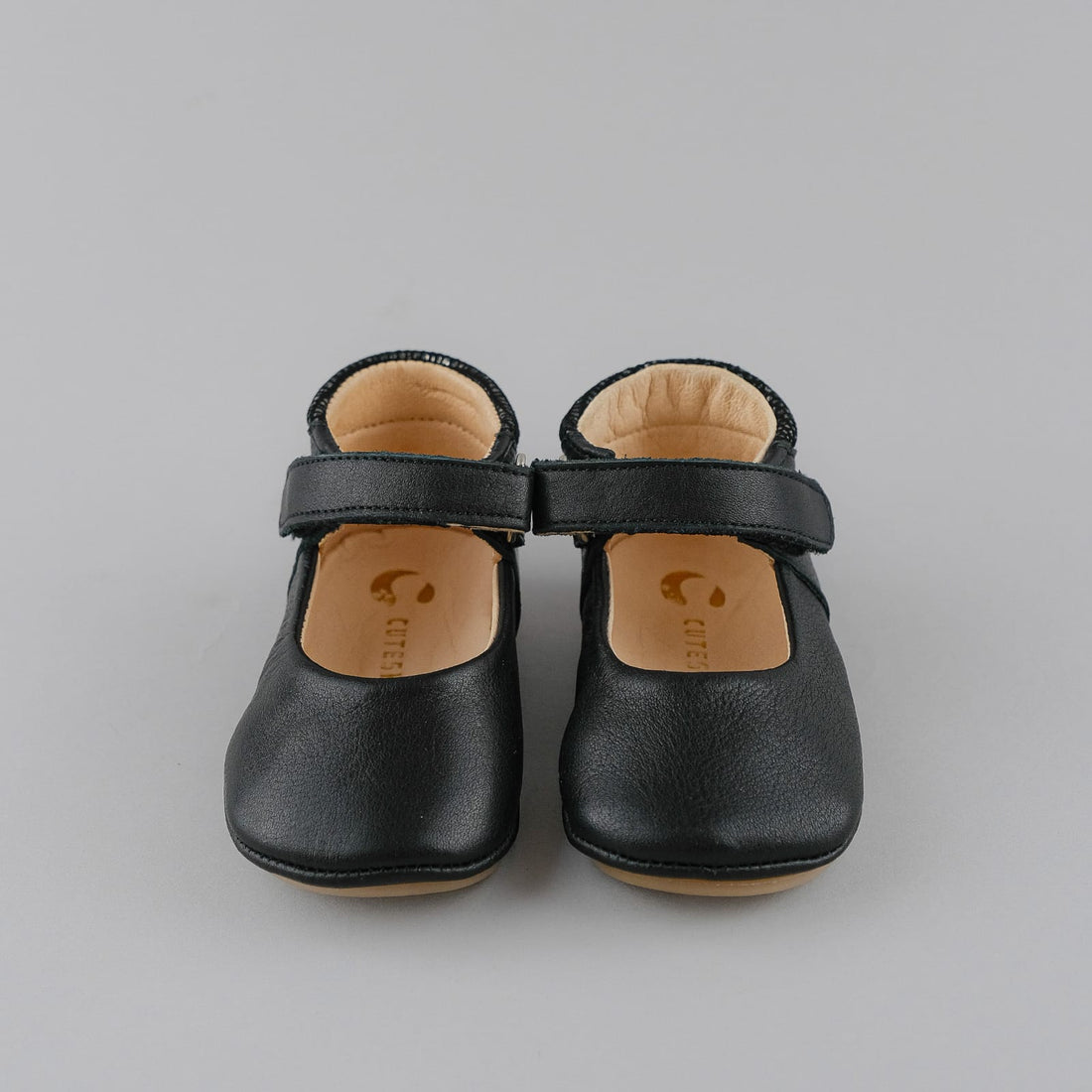 Escarpins Bébé Noir Élégants – Style Chic & Confort Absolu